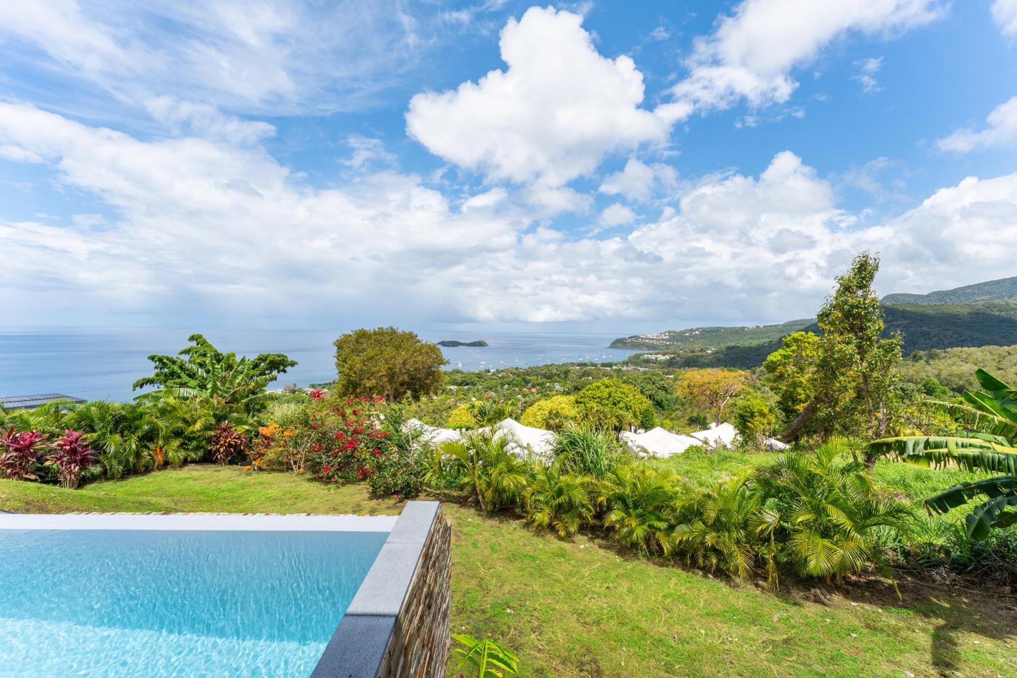 Calypso Bay Villa Буйянт Екстериор снимка